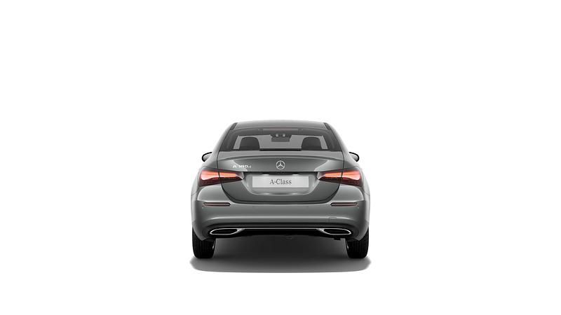 Hightechsilber metallic Neu 2025 Mercedes A180 Limousine | 50.438 € (Teuer) - Bild 1/1