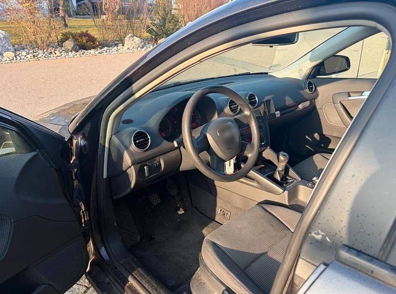 Gebraucht Audi A3 140 PS (102 kW) 2006 Grau Kleinwagen