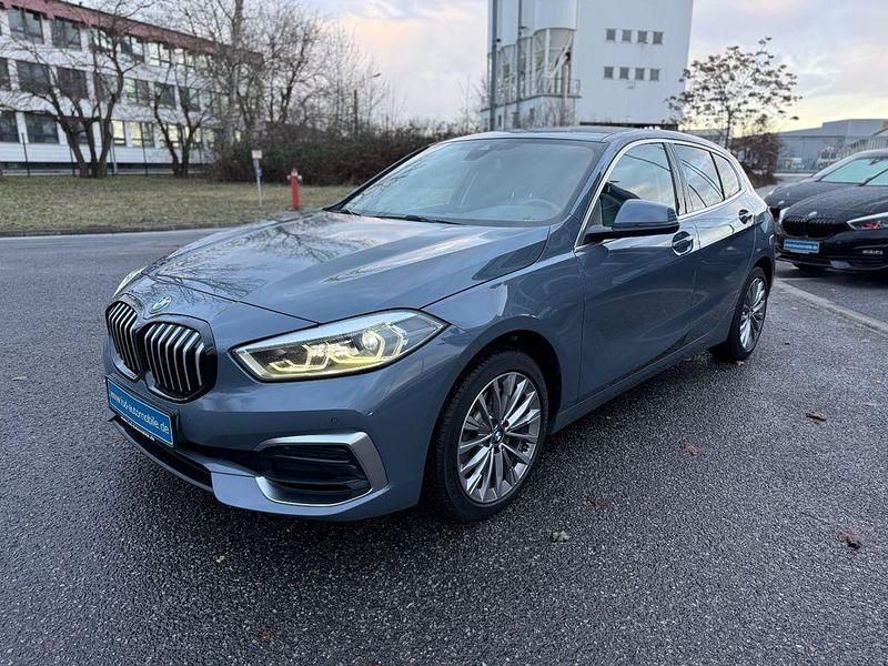 Gebraucht BMW 120 Luxury Line 190 PS (139 kW) 2022 Grau Kleinwagen