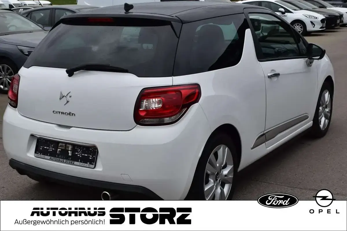 Gebraucht Citroën DS3 So Chic 82 PS (60 kW) 2015 Lack weiss banquise + schwarz Kleinwagen