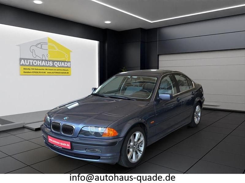 Blau Gebraucht 1998 BMW 320 Sport Line Limousine | 6.999 € - Bild 1/4