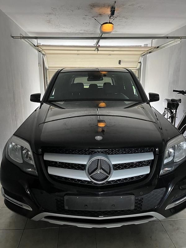 Gebraucht Mercedes GLK220 170 PS (125 kW) 2012 Schwarz SUV