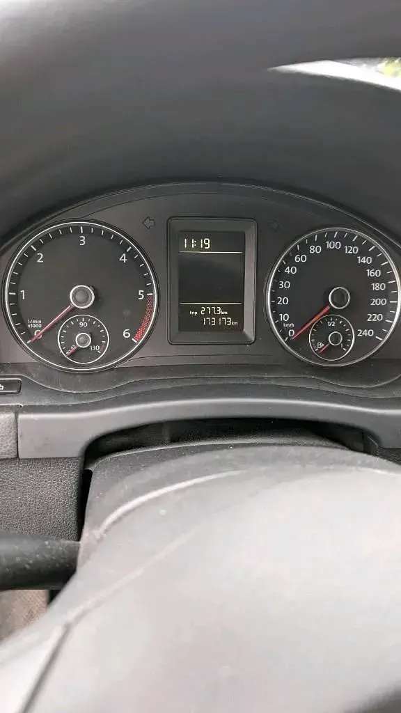 Gebraucht VW Golf Plus Cross 105 PS (77 kW) 2010 Schwarz Van / Kleinbus