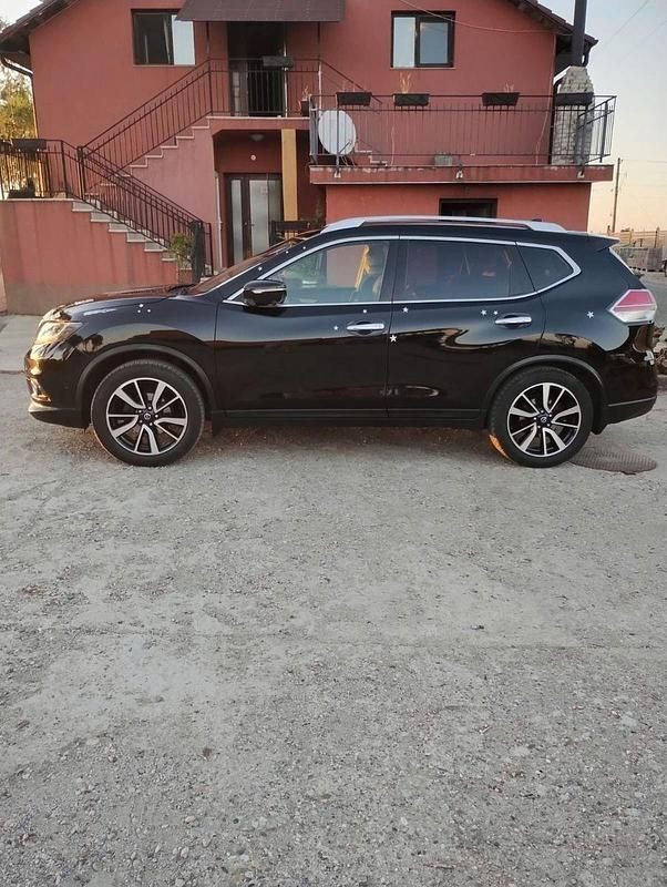Schwarz Gebraucht 2016 Nissan X-Trail N-Vision SUV | 12.400 € (Etwas zu teuer) - Bild 1/4