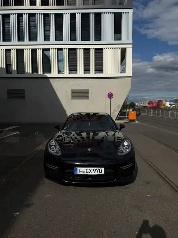 Gebraucht Porsche Panamera GTS 441 PS (324 kW) 2015 Schwarz Kleinwagen