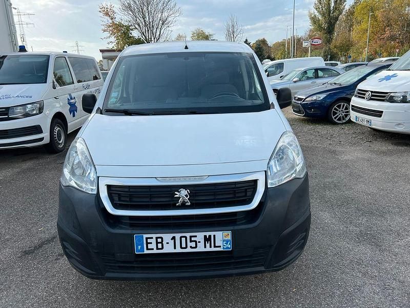 Gebraucht Peugeot Partner 35 kW (48 PS) 2016 Weiß Van / Kleinbus