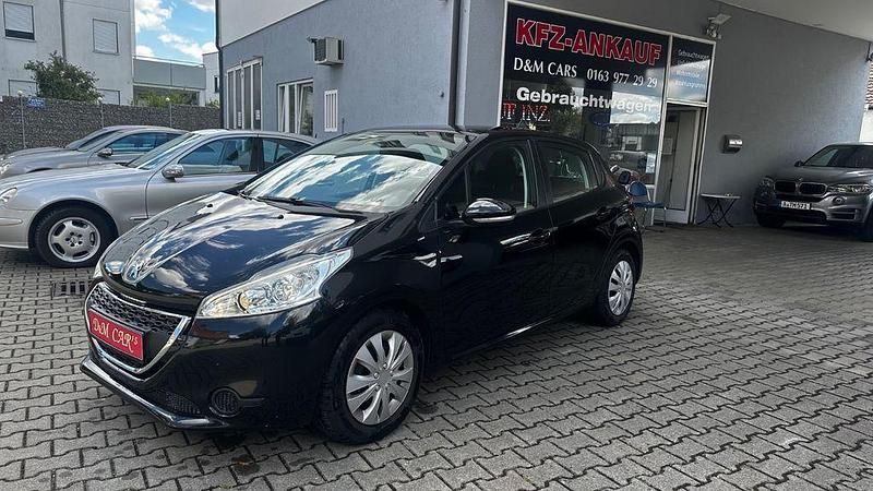 Schwarz Gebraucht 2014 Peugeot 208 Active Kleinwagen | 4.950 € (Etwas zu teuer) - Bild 1/4