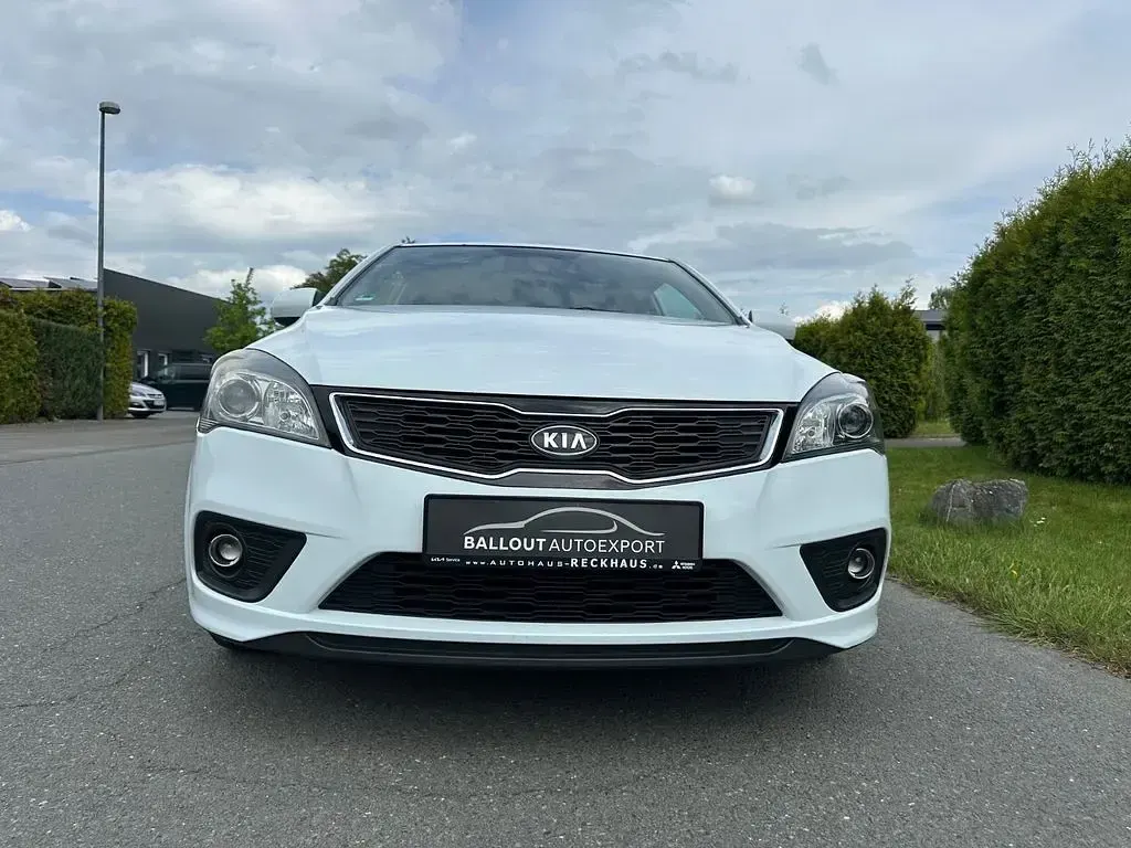 Occasion Kia ProCeed 90 ch (66 kW) 2012 Blanc Citadine