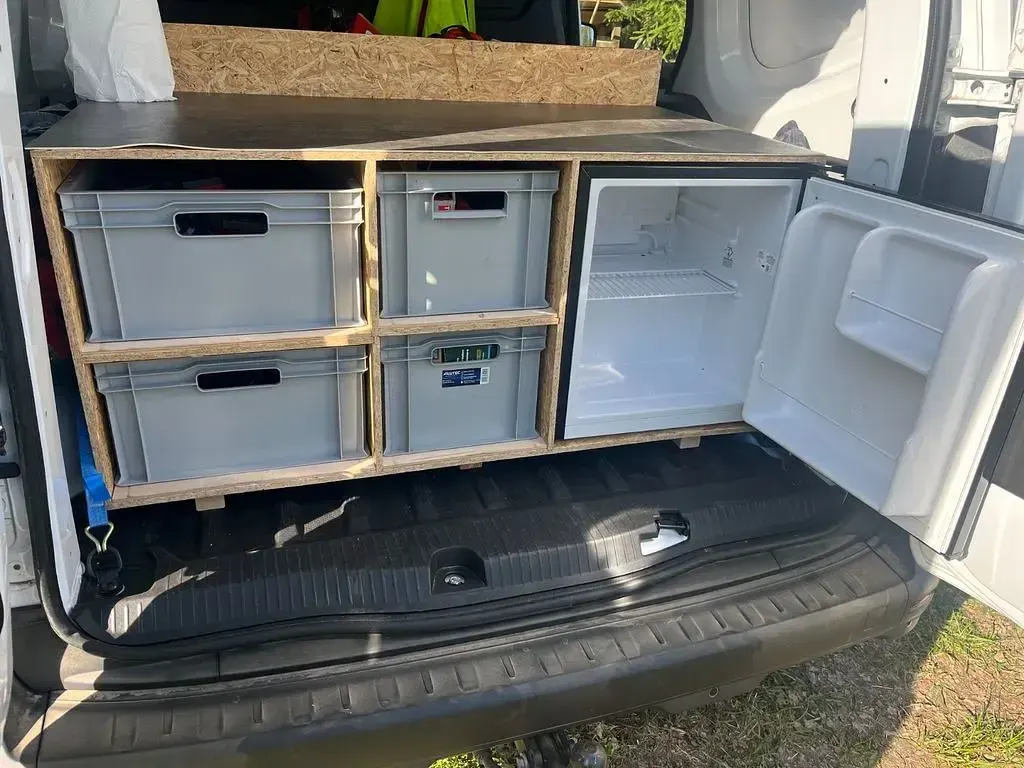 Gebraucht Renault Kangoo Equilibre 95 PS (69 kW) 2025 Weiß Van / Kleinbus