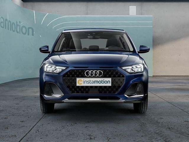 Gebraucht Audi A1 Ambiente 116 PS (85 kW) 2024 Blau SUV