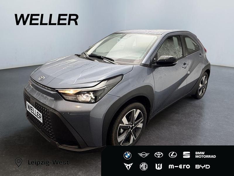 Blau Neu 2026 Toyota Aygo X Active SUV | 22.900 € (Fairer Preis) - Bild 1/3