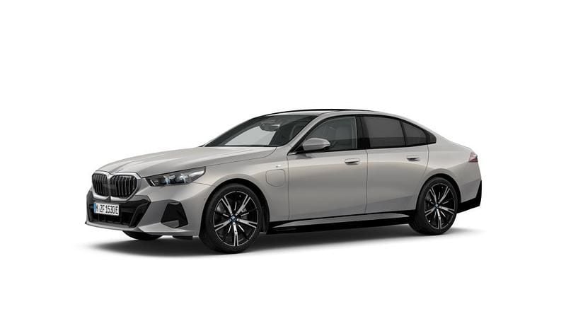 Gebraucht 2025 BMW 550e Comfort Edition Limousine | 76.888 € (Guter Preis) - Bild 1/2