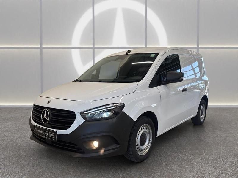 Weiß Gebraucht 2023 Mercedes Citan 112 Van / Kleinbus | 24.276 € (Etwas zu teuer) - Bild 1/4