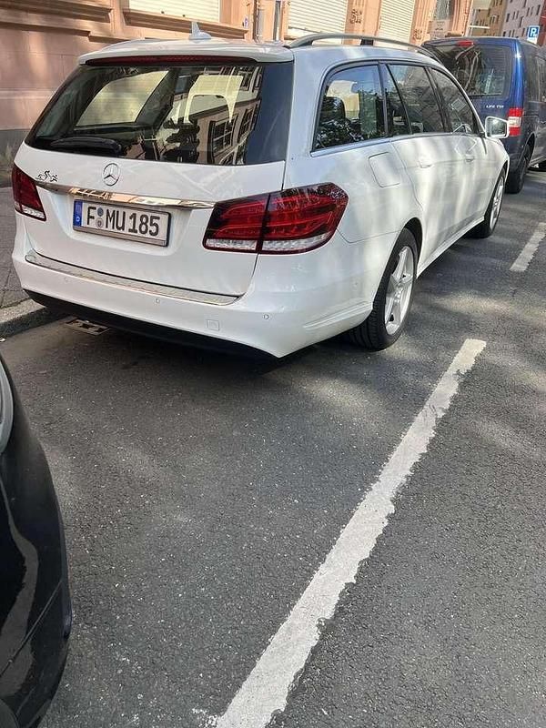 Gebraucht Mercedes E350 258 PS (189 kW) 2015 Kombi