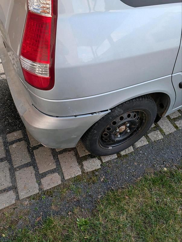 Gebraucht Hyundai Matrix Comfort 101 PS (74 kW) 2009 Grau Van / Kleinbus