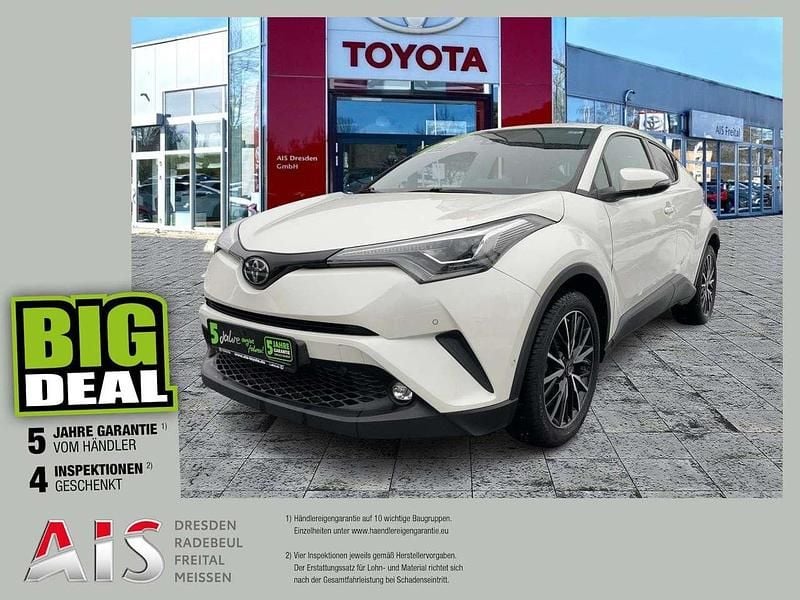 Gebraucht Toyota C-HR Lounge 116 PS (85 kW) 2016 White pearl cs SUV