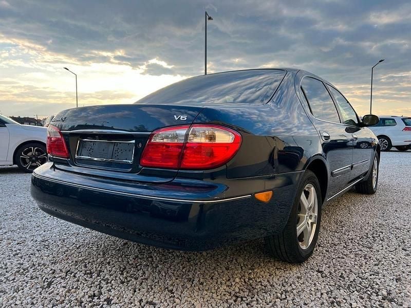 Gebraucht Nissan Maxima 140 PS (102 kW) 2001 Blau Limousine