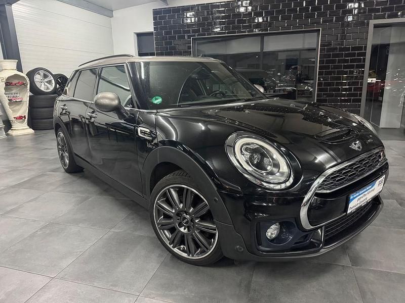 Schwarz Gebraucht 2017 Mini Cooper SD Clubman Kombi | 13.999 € (Guter Preis) - Bild 1/4