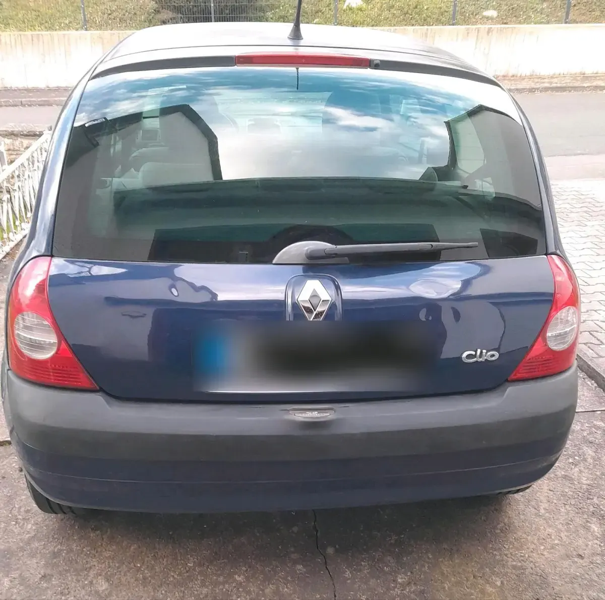 Gebraucht Renault Clio 98 PS (72 kW) 2001 Blau Kleinwagen