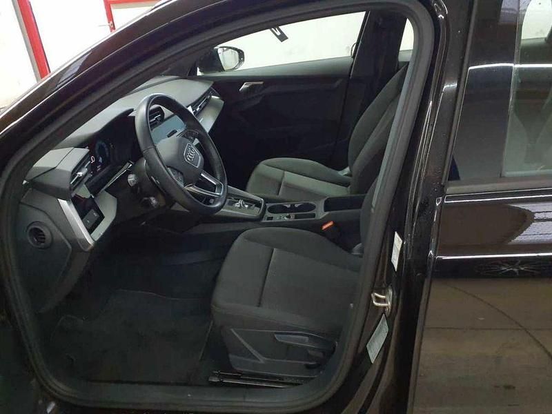 Gebraucht Audi A3 116 PS (85 kW) 2022 Schwarz Limousine