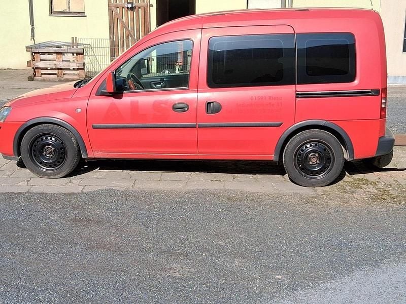 Gebraucht Opel Combo 75 PS (55 kW) 2006 Rot Van / Kleinbus