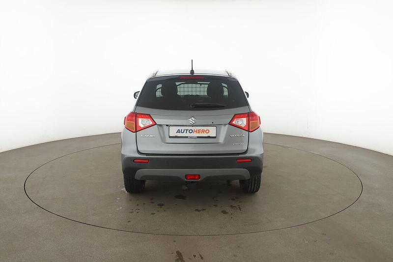 Gebraucht Suzuki Vitara Comfort+ 140 PS (102 kW) 2018 Grau SUV