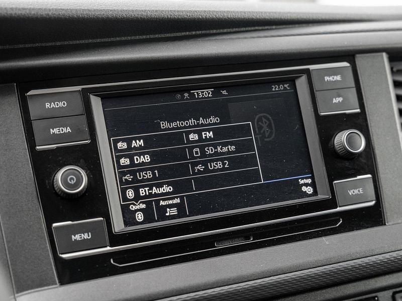 Gebraucht VW T6.1 110 PS (80 kW) 2024 Weiß Van