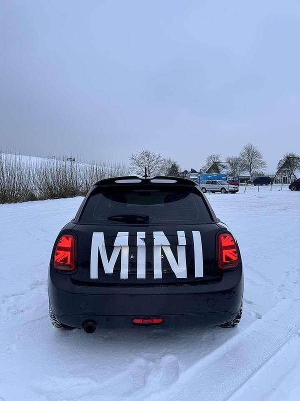 Gebraucht Mini Cooper 136 PS (100 kW) 2020 Grün Kleinwagen