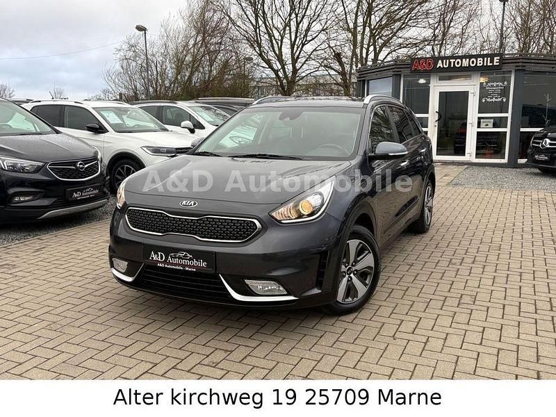 Gebraucht Kia Niro 105 PS (77 kW) 2017 Grau SUV