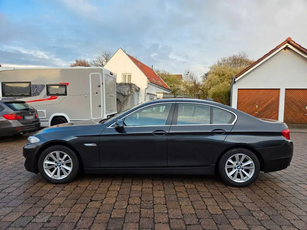 Brugt BMW 523 204 HK (150 kW) 2011 Grå Sedan