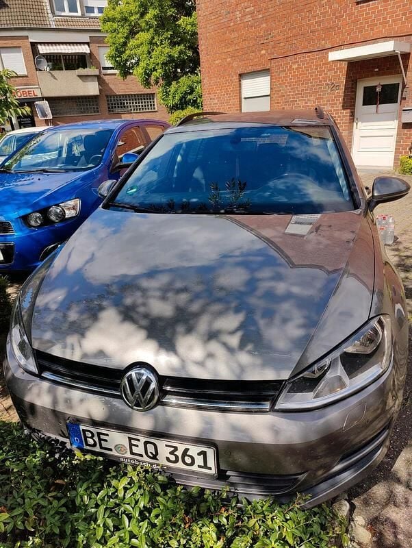 Grau Gebraucht 2014 VW Golf VII R Kombi | 8.200 € (Guter Preis) - Bild 1/4