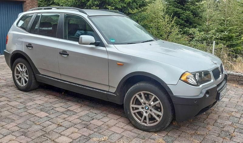 Silber Gebraucht 2006 BMW X3 SUV | 6.900 € (Fairer Preis) - Bild 1/4
