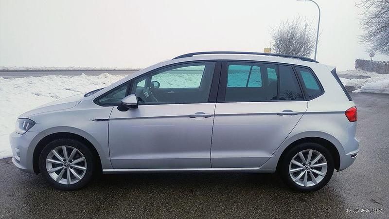 Gebraucht VW Golf Sportsvan LOUNGE 125 PS (91 kW) 2016 Silber Van / Kleinbus