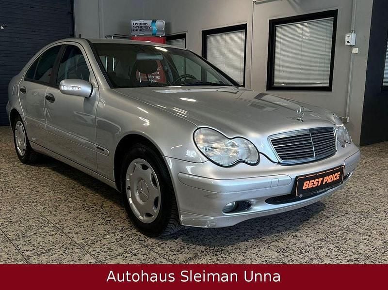 Gebraucht Mercedes C180 Classic 129 PS (94 kW) 2002 Silber Limousine