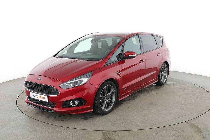 Gebraucht Ford S-MAX ST-Line 190 PS (139 kW) 2019 Rot Van / Kleinbus