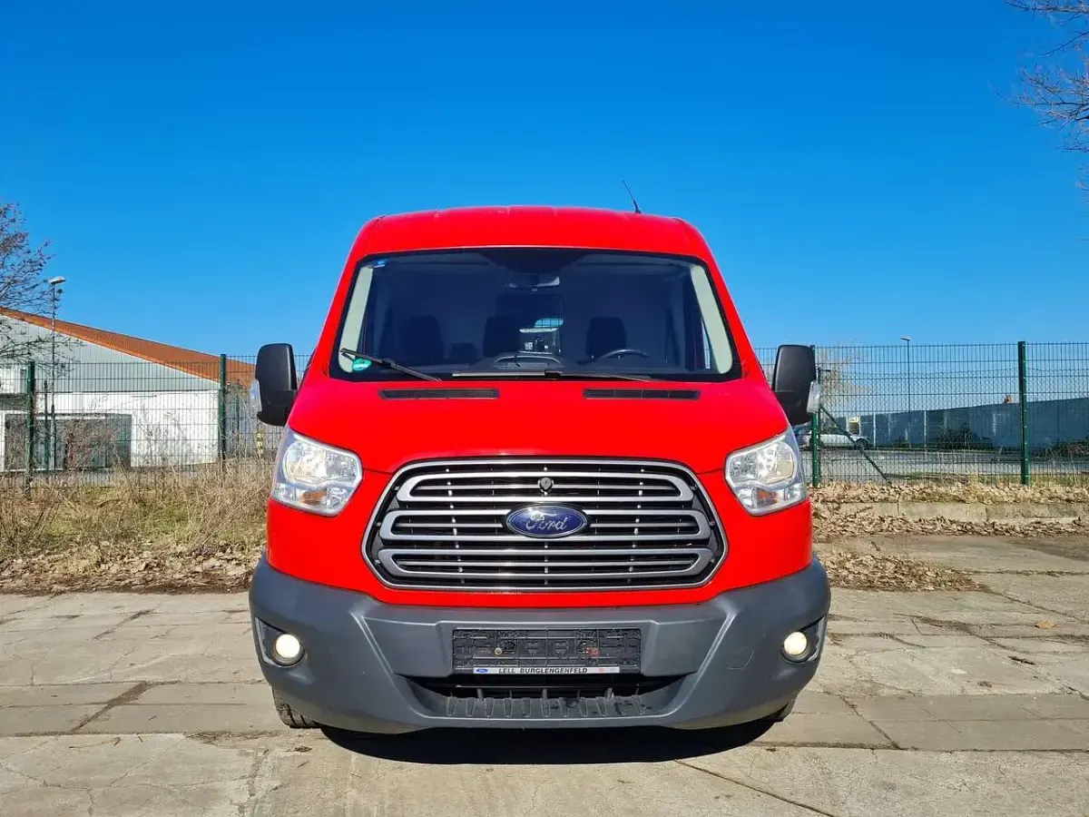 Używany Ford Transit 125 KM (91 kW) 2015 Czerwony Minivan