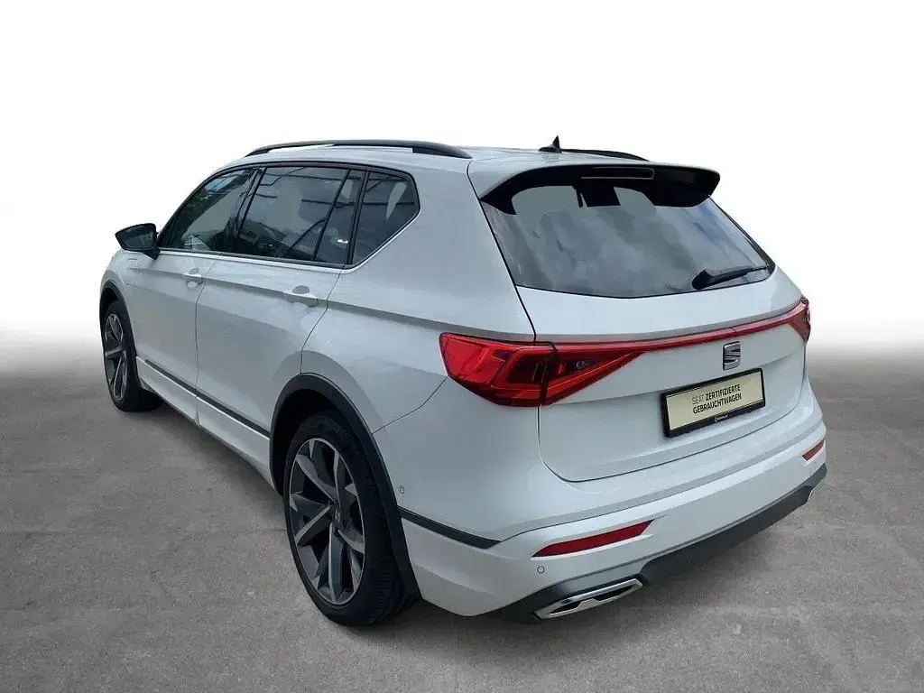 Gebraucht Seat Tarraco FR 245 PS (180 kW) 2023 Oryx weiss perlmutteffekt SUV