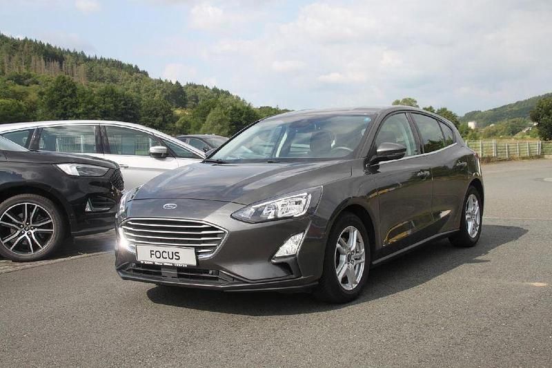 Gebraucht Ford Focus Cool & Connect 125 PS (91 kW) 2019 Magneticgrau (metallic) Limousine