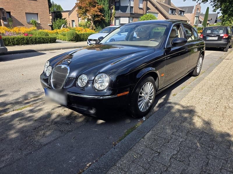 Schwarz Gebraucht 2004 Jaguar S-Type Limousine | 3.000 € - Bild 1/4