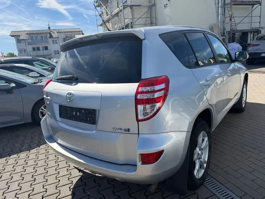 Gebraucht Toyota RAV4 Sol 158 PS (116 kW) 2009 Silber SUV