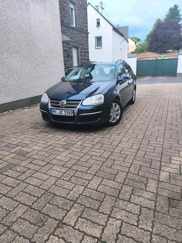 Blau Gebraucht 2007 VW Golf V Kombi | 2.450 € - Bild 1/4