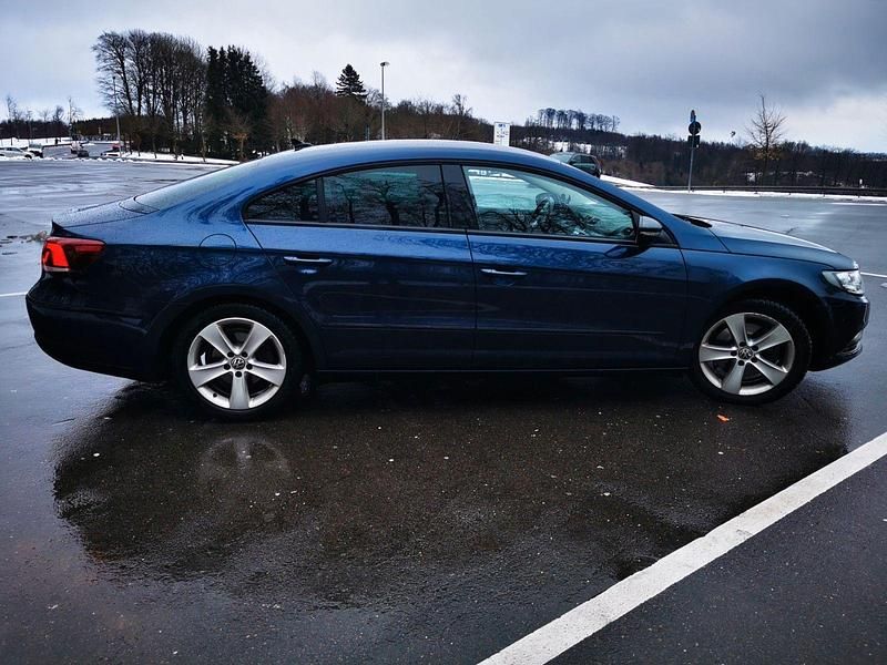 Gebraucht VW CC 177 PS (130 kW) 2014 Blau Limousine