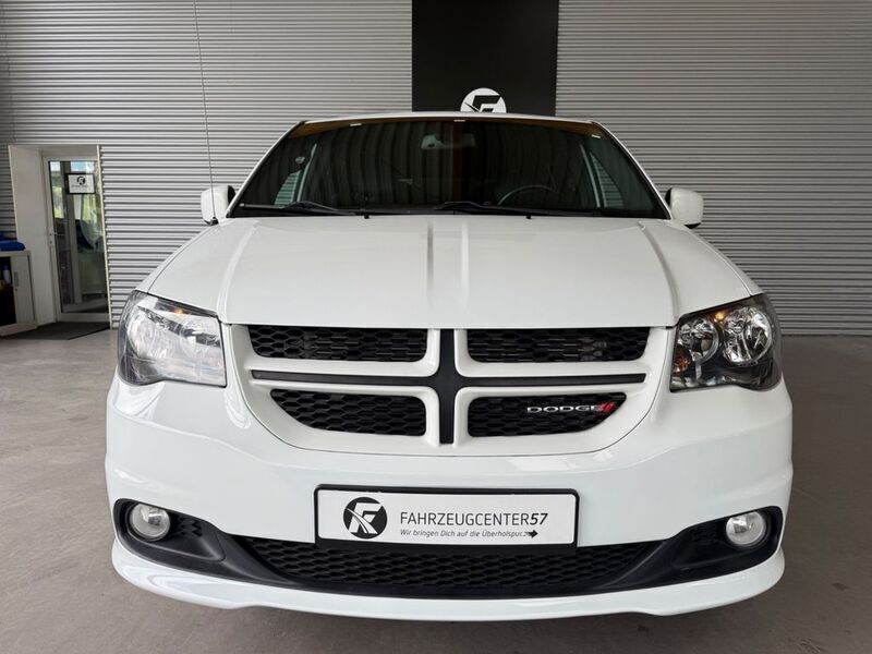 Gebraucht Dodge Grand Caravan 287 PS (211 kW) 2020 Weiß Van / Kleinbus