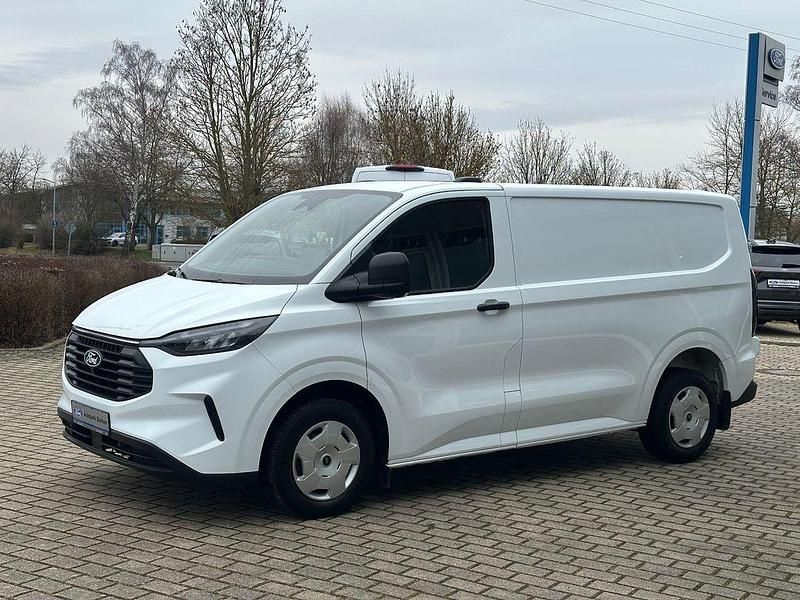 Gebraucht Ford Transit Custom Trend 136 PS (100 kW) 2024 Weiß Van / Kleinbus