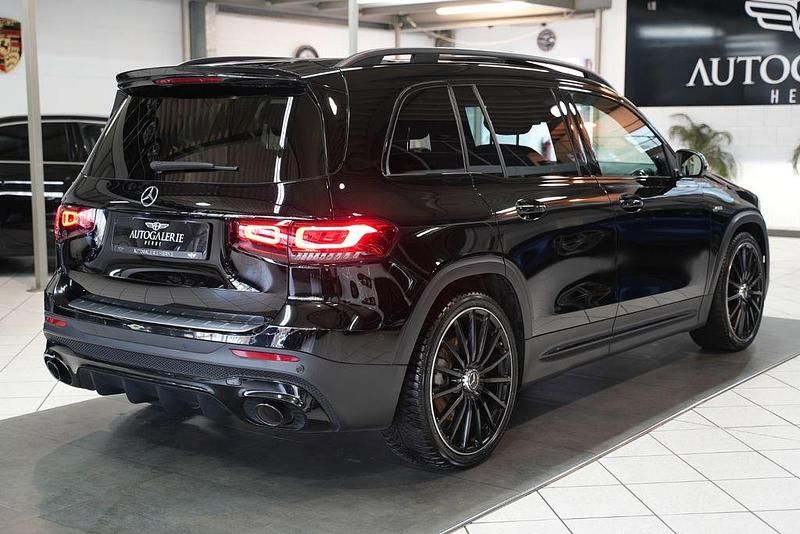 Gebraucht Mercedes GLB35 AMG 306 PS (225 kW) 2023 Schwarz SUV