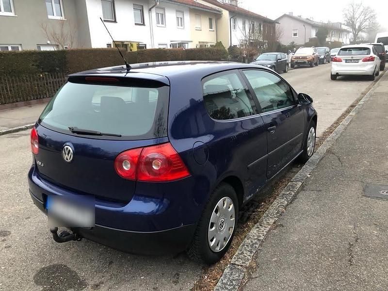 Gebraucht VW Golf V 75 PS (55 kW) 2005 Blau Kleinwagen