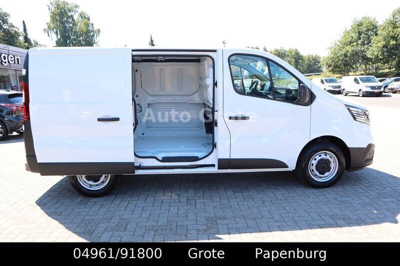 Gebraucht Renault Trafic 131 PS (96 kW) 2022 Weiß Van / Kleinbus