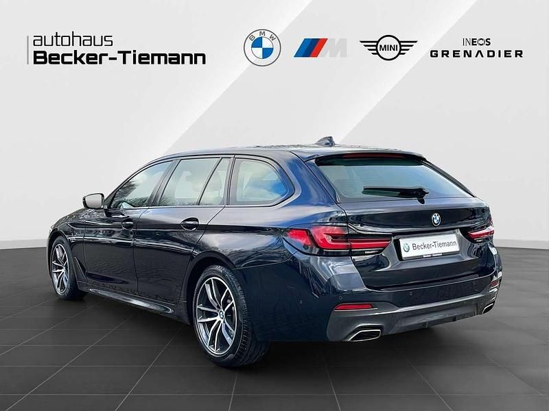 Gebraucht BMW 530 M Sport 286 PS (210 kW) 2020 M carbonschwarz Kombi