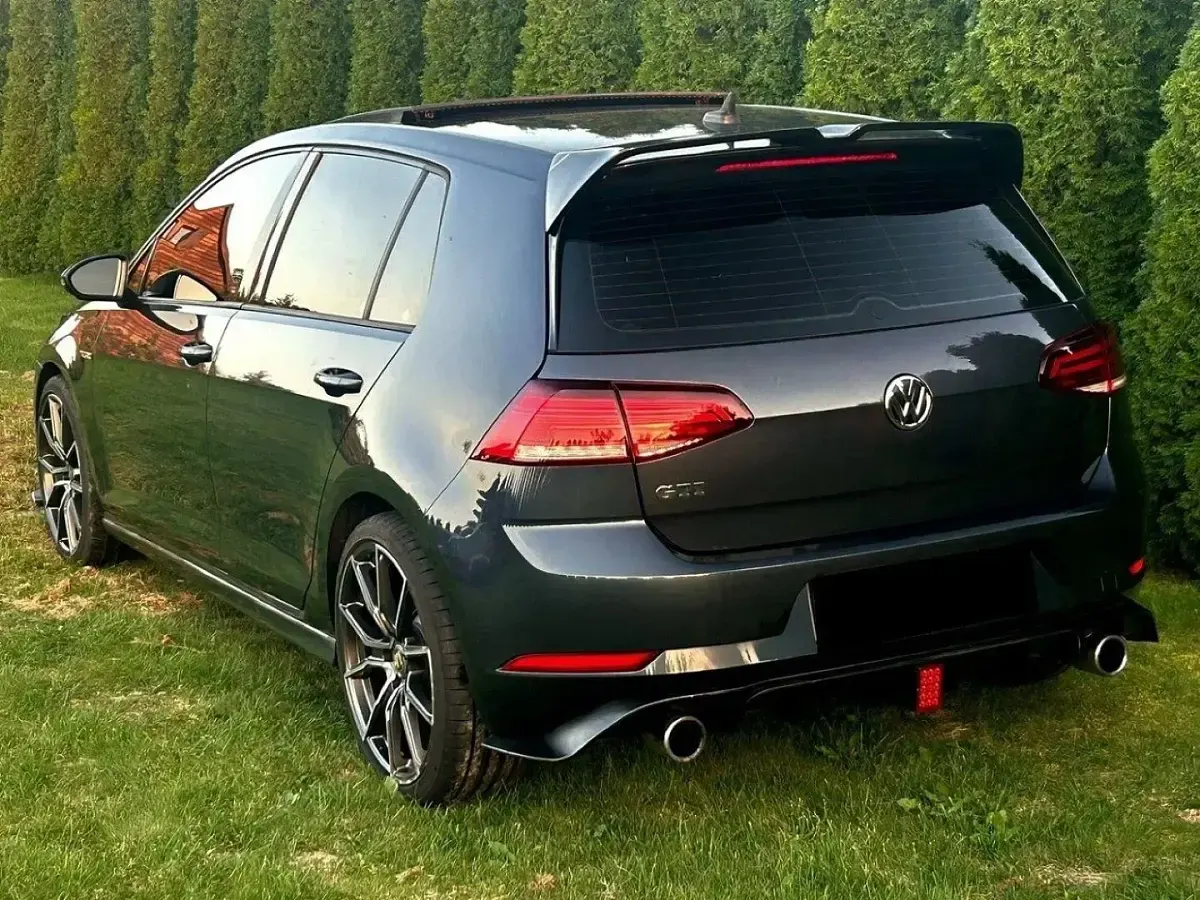 Gebraucht VW Golf VII GTI 245 PS (180 kW) 2017 Grau Limousine
