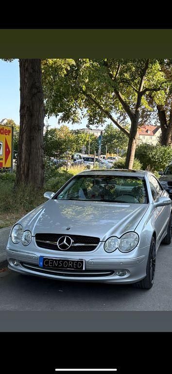 Silber Gebraucht 2003 Mercedes CLK200 Elegance Coupé | 5.000 € (Fairer Preis) - Bild 1/4